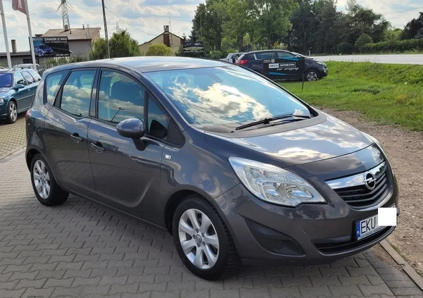 Opel Meriva cena 24990 przebieg: 180000, rok produkcji 2012 z Kutno małe 781